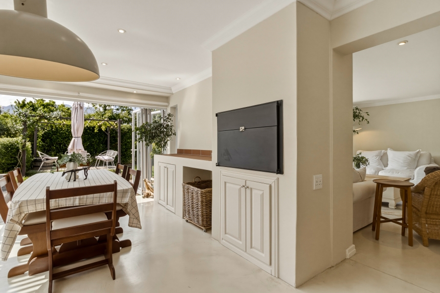 4 Bedroom Property for Sale in Erinvale Golf Estate Western Cape